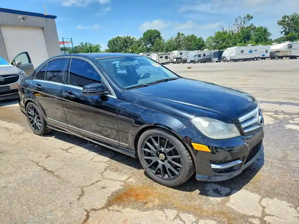 WDDGF8AB2DR297226 2013 MERCEDES-BENZ C-CLASS-3