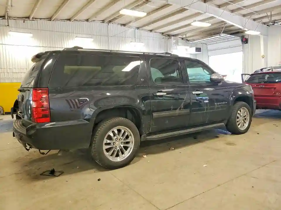 1GNSKJE76ER102850 2014 CHEVROLET SUBURBAN-2