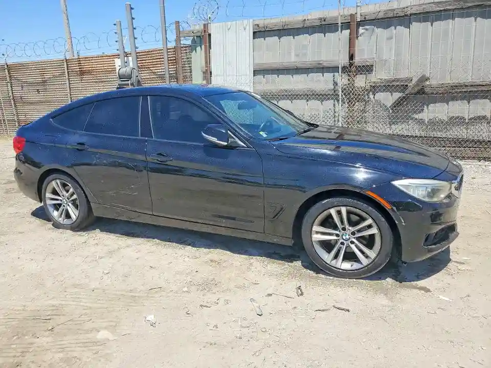 WBA8Z5C52FD672055 2015 BMW 3 SERIES-3