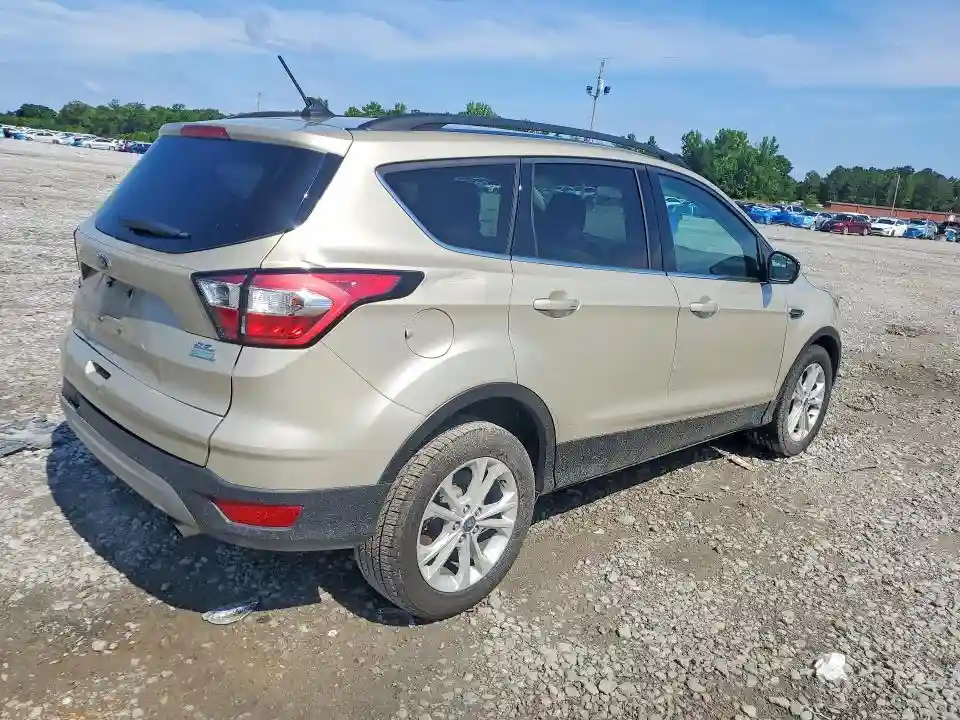 1FMCU0HD1JUA27500 2018 FORD ESCAPE-2