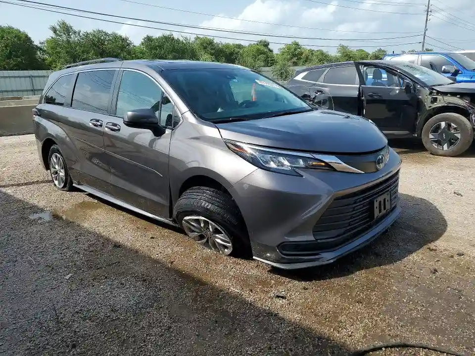 5TDBRKEC1PS160361 2023 TOYOTA SIENNA-3
