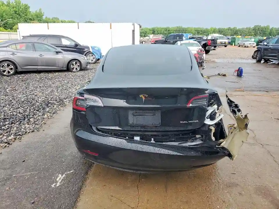 5YJ3E1EB6MF974989 2021 TESLA MODEL 3-5