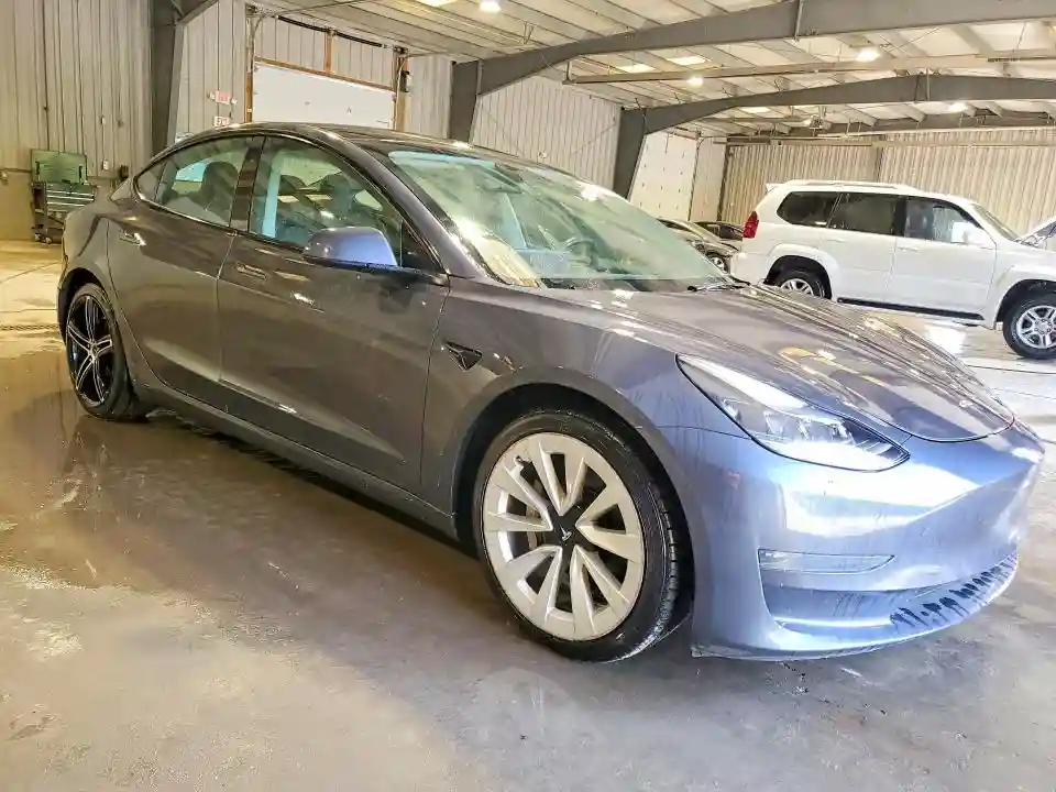 5YJ3E1EAXPF450157 2023 TESLA MODEL 3-3