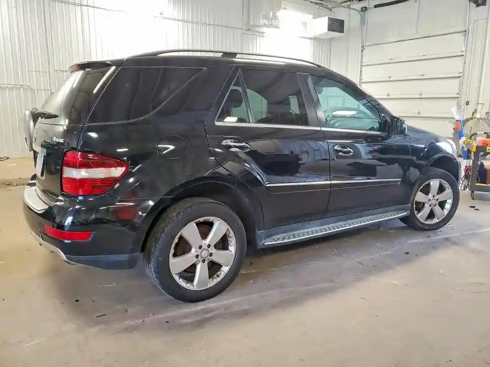 4JGBB8GB4BA687047 2011 MERCEDES-BENZ M-CLASS-2