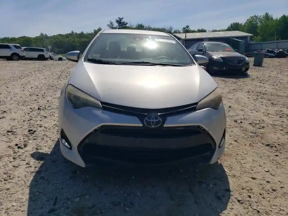 2T1BURHE7JC094774 2018 TOYOTA COROLLA-4
