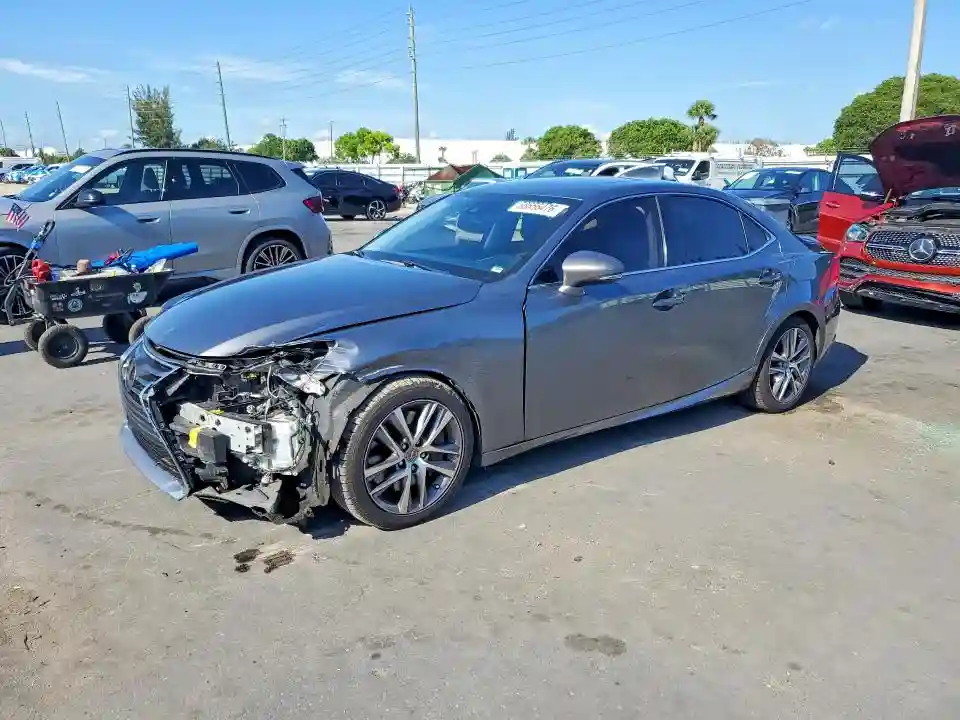 JTHBA1D22J5078905 2018 LEXUS IS-0