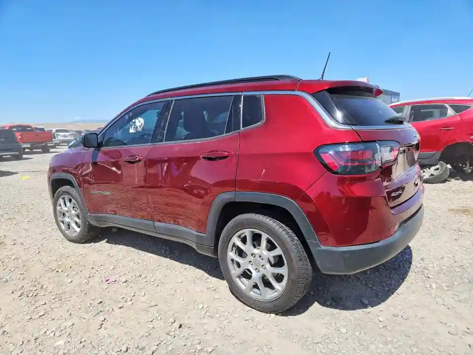 3C4NJDFB8NT165968 2022 JEEP COMPASS-1