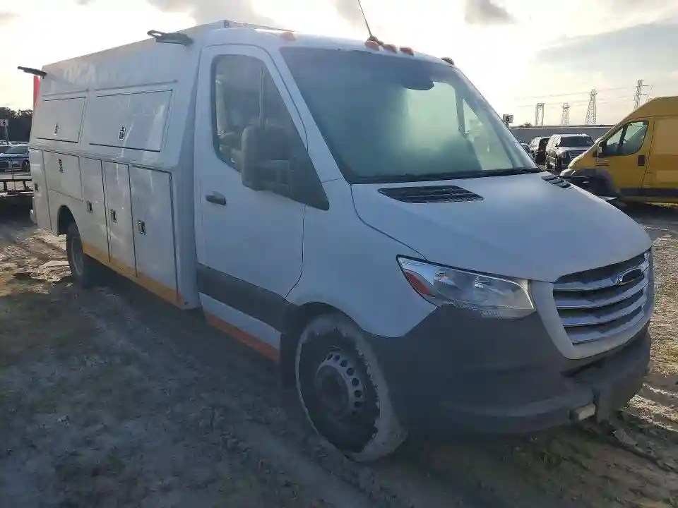 WDPPF4CD5KN039362 2019 FREIGHTLINER SPRINTER-3