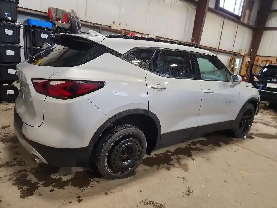 3GNKBJRS0LS678457 2020 CHEVROLET BLAZER-2