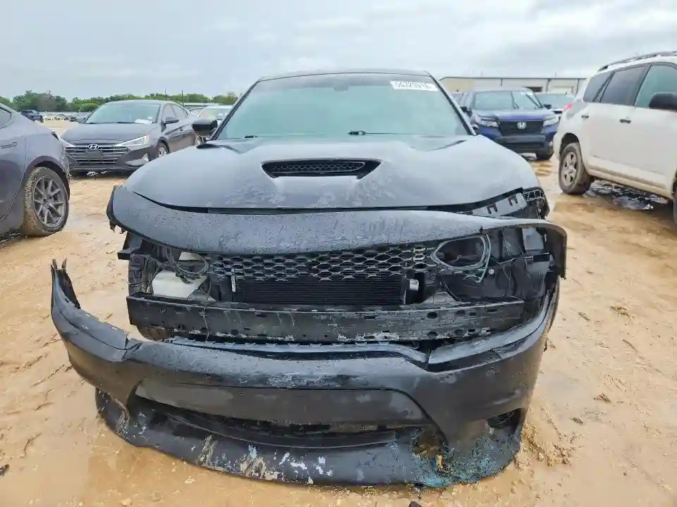 2C3CDXGJ3KH644667 2019 DODGE CHARGER-4