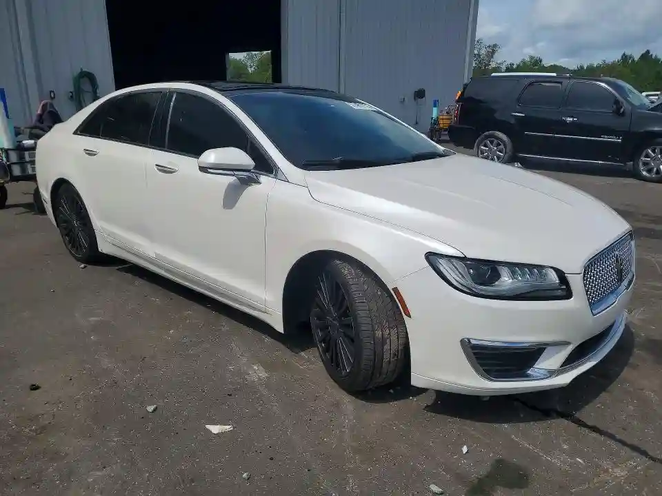 3LN6L5E98JR607539 2018 LINCOLN MKZ-3