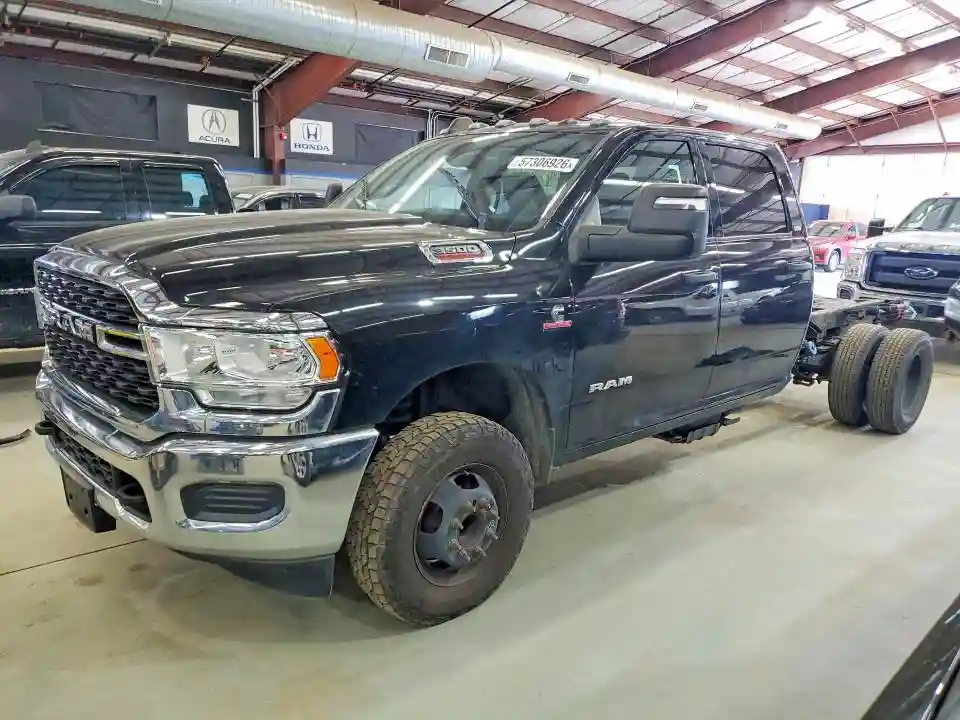 3C7WRTCL4RG110696 2024 RAM 3500-0