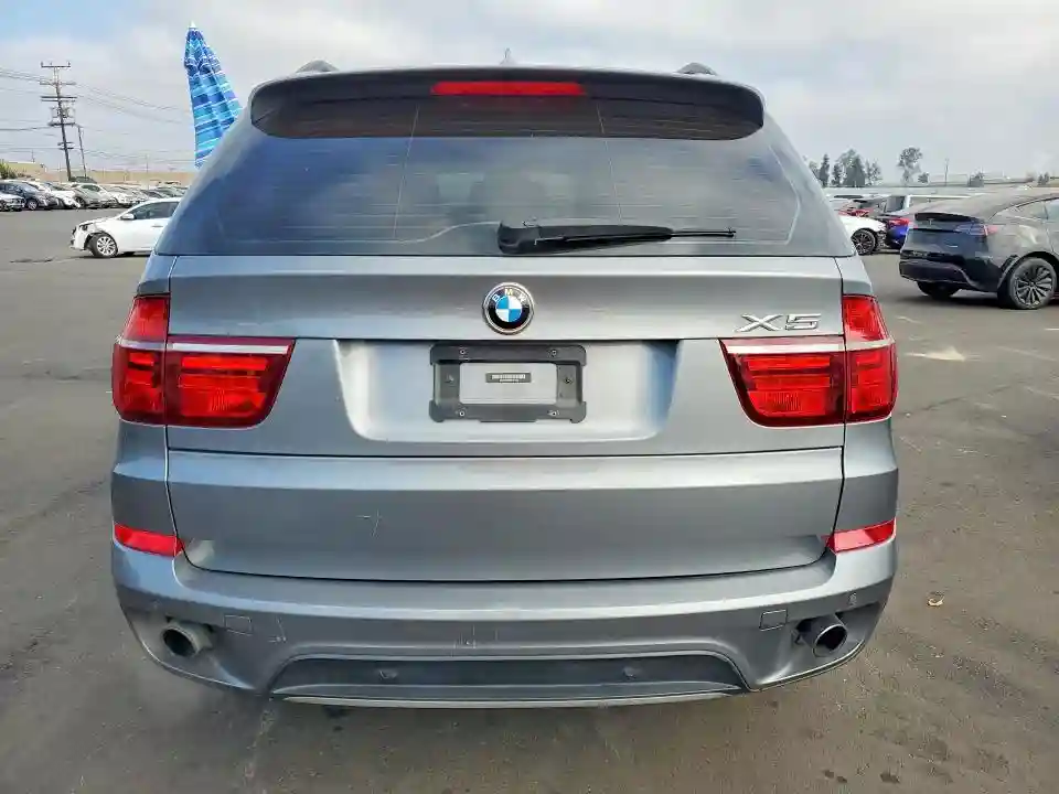 5UXZV4C55D0G51932 2013 BMW X5-5
