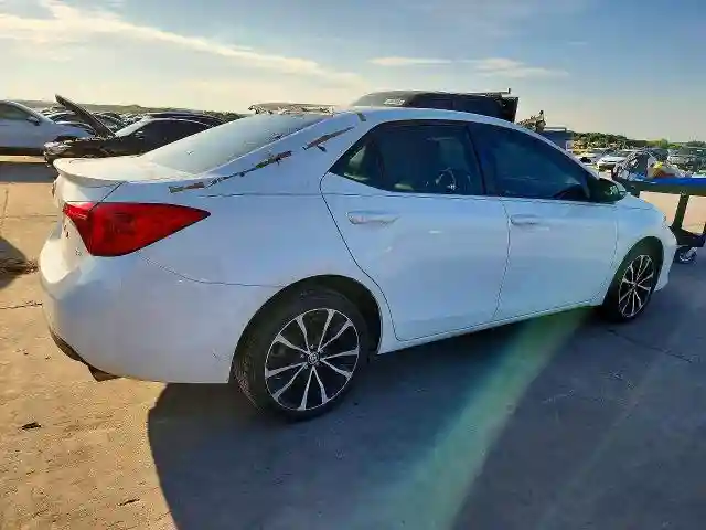 2T1BURHEXKC152071 2019 TOYOTA COROLLA-2