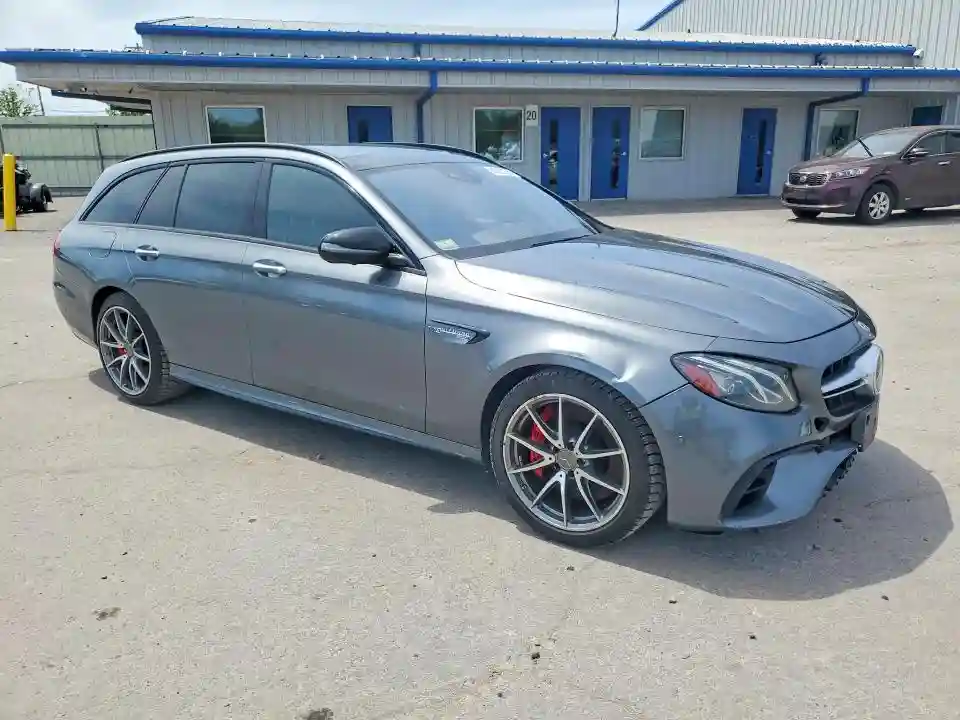 WDDZH8KB6JA386096 2018 MERCEDES-BENZ E-CLASS-3