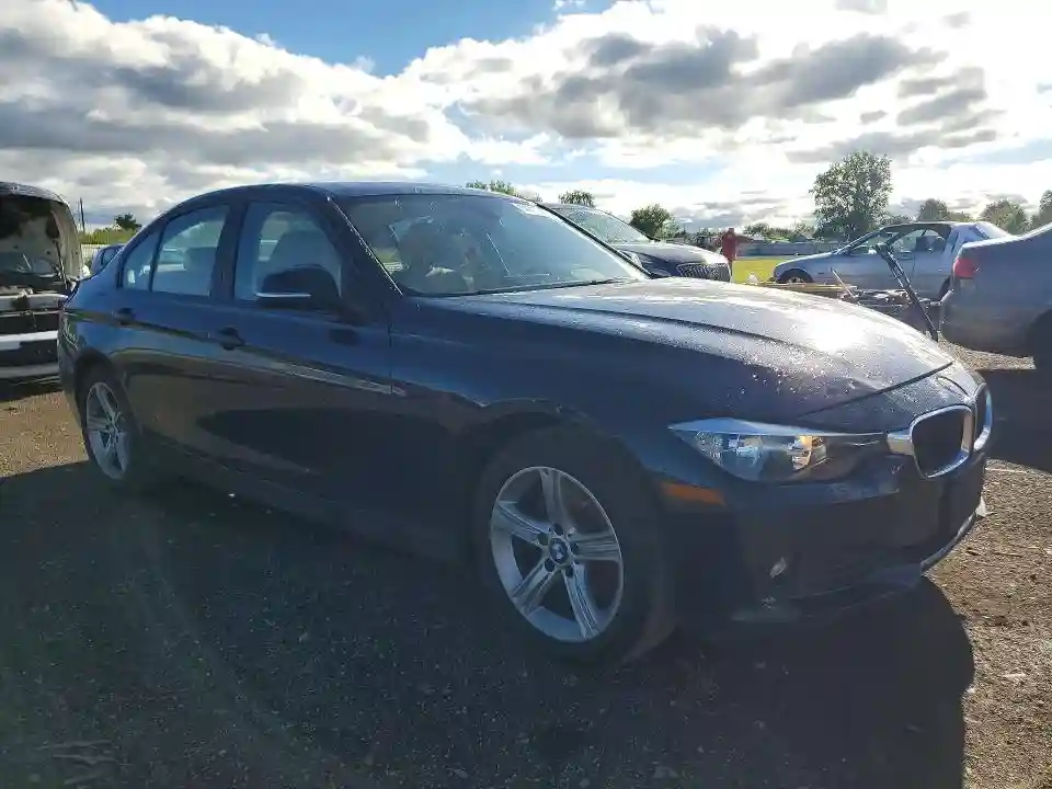 WBA3C3G54ENS70802 2014 BMW 3 SERIES-3