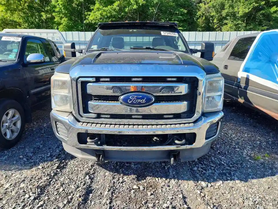 1FD8X3HTXDEB68327 2013 FORD F350-4
