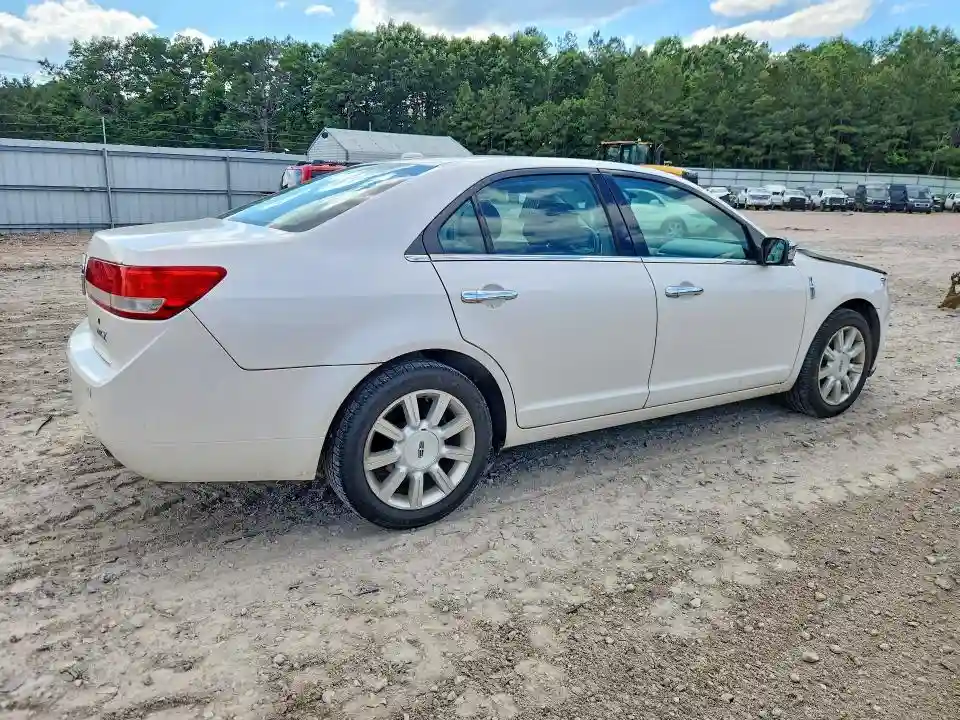 3LNHL2GC6CR824512 2012 LINCOLN MKZ-2