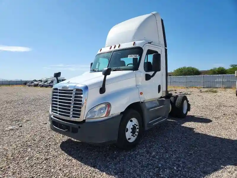 1FUBGEDV4GLHC5754 2016 FREIGHTLINER ALL OTHER-1