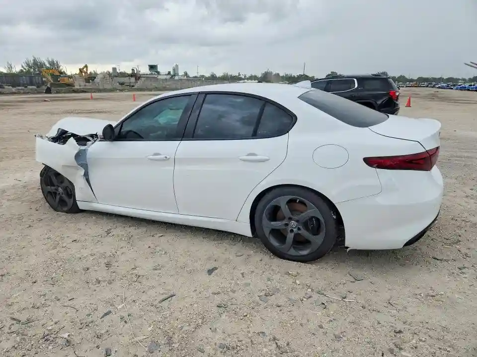ZARFAEBN3H7535619 2017 ALFA ROMEO GIULIA-1
