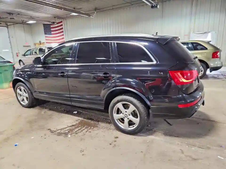WA1DGAFE2BD010511 2011 AUDI Q7-1