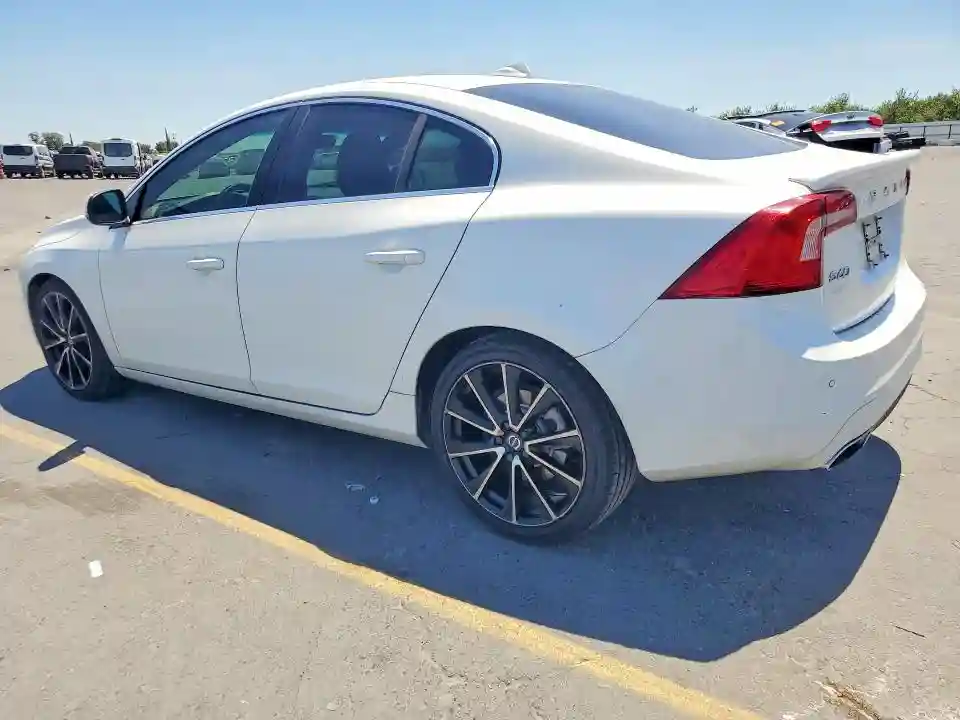 YV126MFK5G2392490 2016 VOLVO S60-1