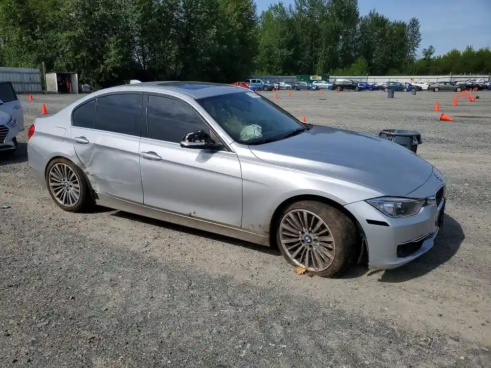 WBA3B3C50FF546932 2015 BMW 3 SERIES-3