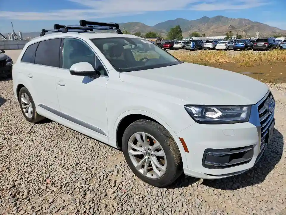 WA1LAAF72HD003999 2017 AUDI Q7-3