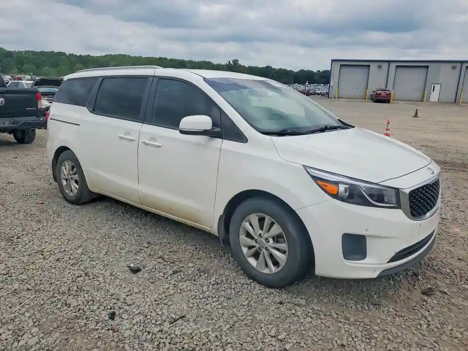 KNDMB5C18H6323007 2017 KIA SEDONA-3