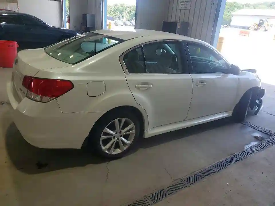 4S3BMCC6XD3028715 2013 SUBARU LEGACY-2