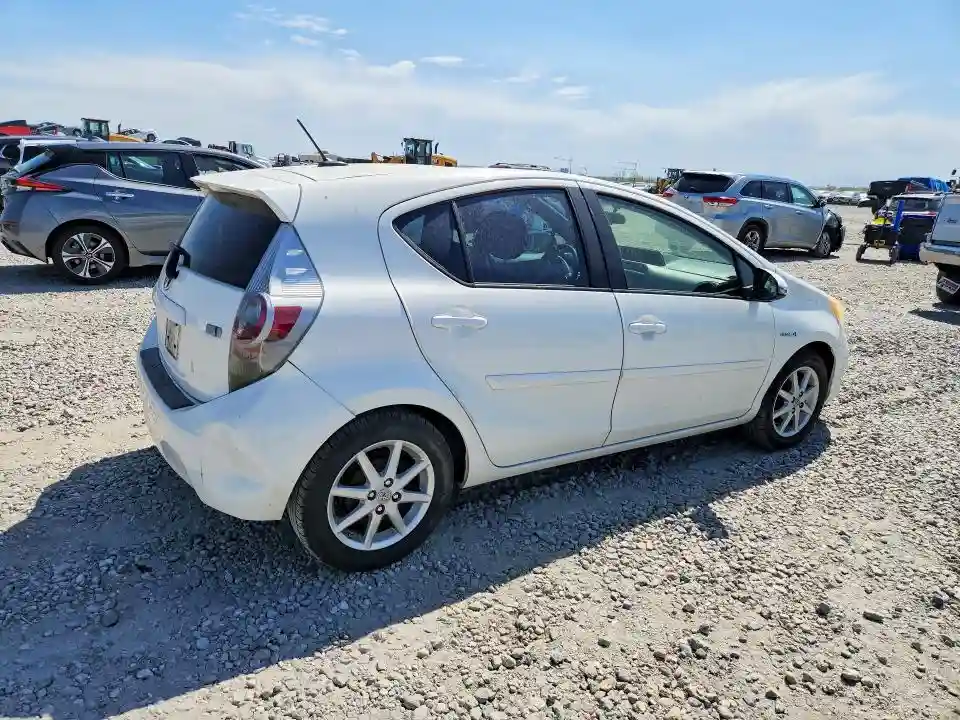 JTDKDTB39C1019392 2012 TOYOTA PRIUS-2