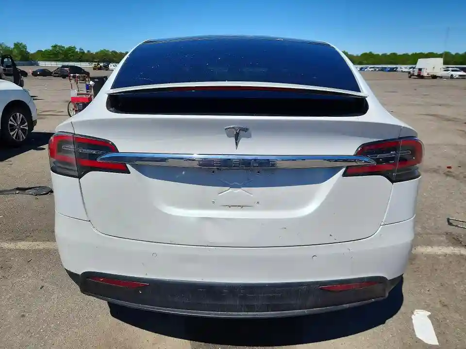 5YJXCDE23LF300791 2020 TESLA MODEL X-5