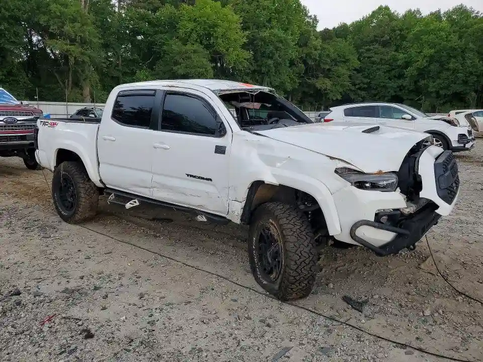 3TMCZ5ANXJM152554 2018 TOYOTA TACOMA-3