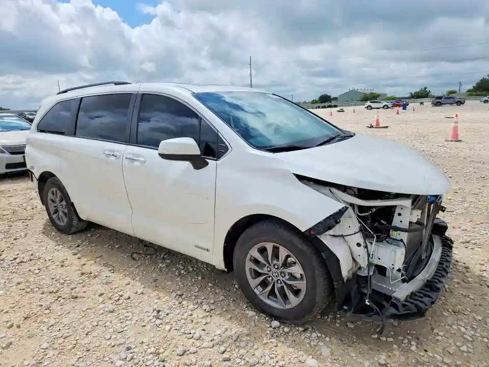 5TDJRKECXMS025810 2021 TOYOTA SIENNA-3