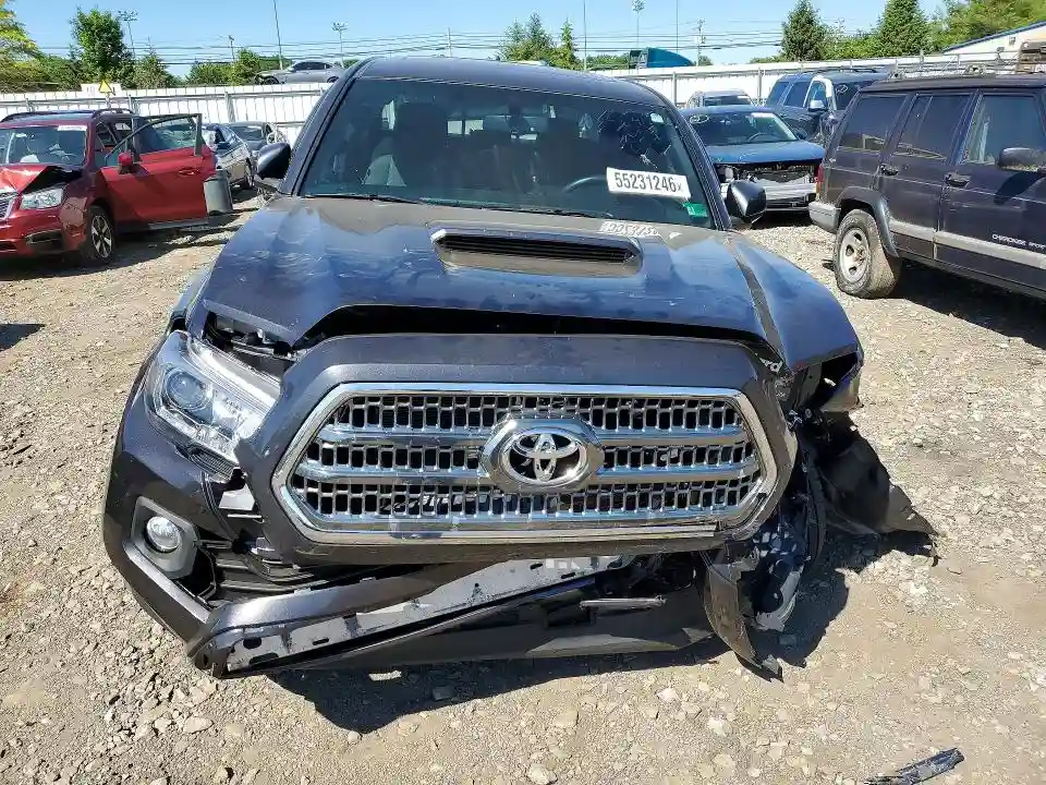 3TMCZ5AN7HM098818 2017 TOYOTA TACOMA TRD-4