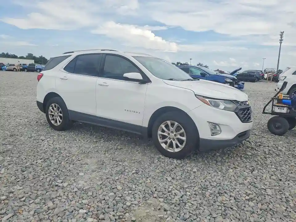 3GNAXUEU0JS638088 2018 CHEVROLET EQUINOX-3