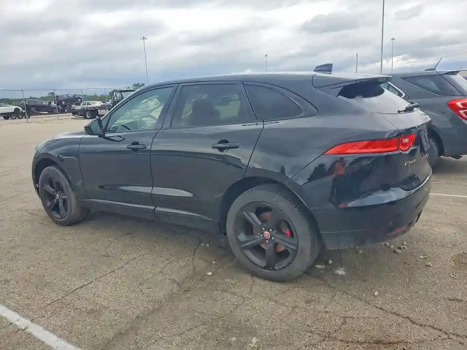 SADCM2BV2HA074195 2017 JAGUAR F-PACE-1
