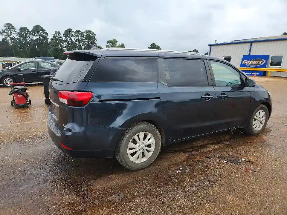 KNDMB5C14F6029715 2015 KIA SEDONA-2