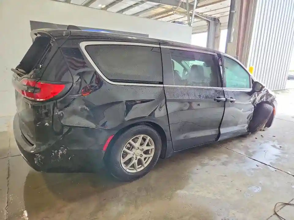2C4RC1BG5TR216936 2026 CHRYSLER PACIFICA S-2