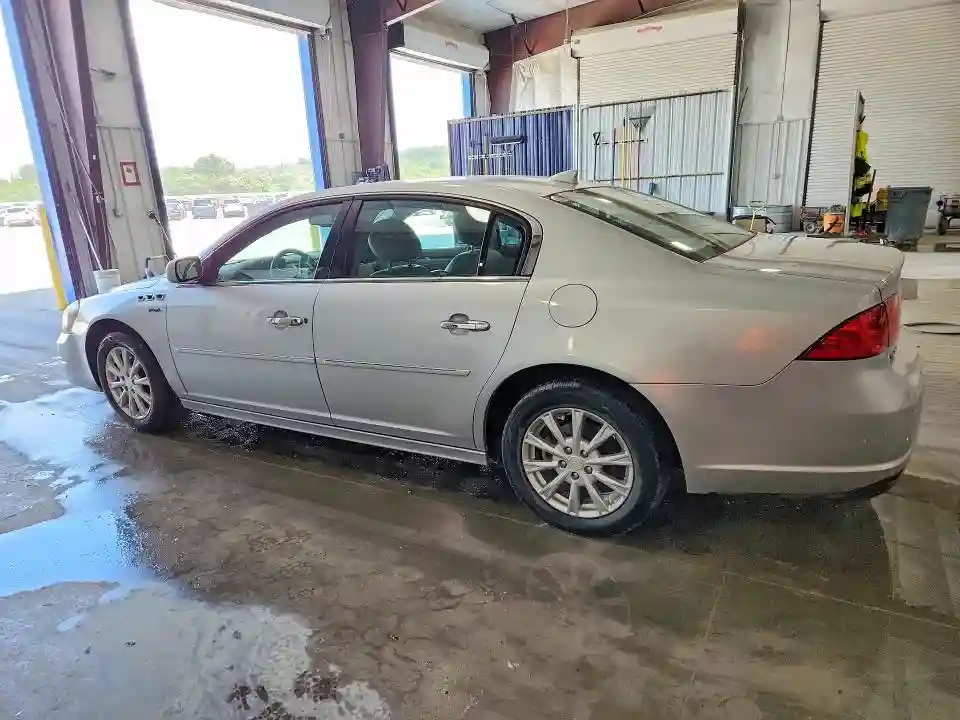 1G4HC5EM9BU121779 2011 BUICK LUCERNE-1