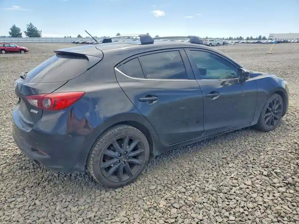 JM1BN1L77H1103575 2017 MAZDA 3-2
