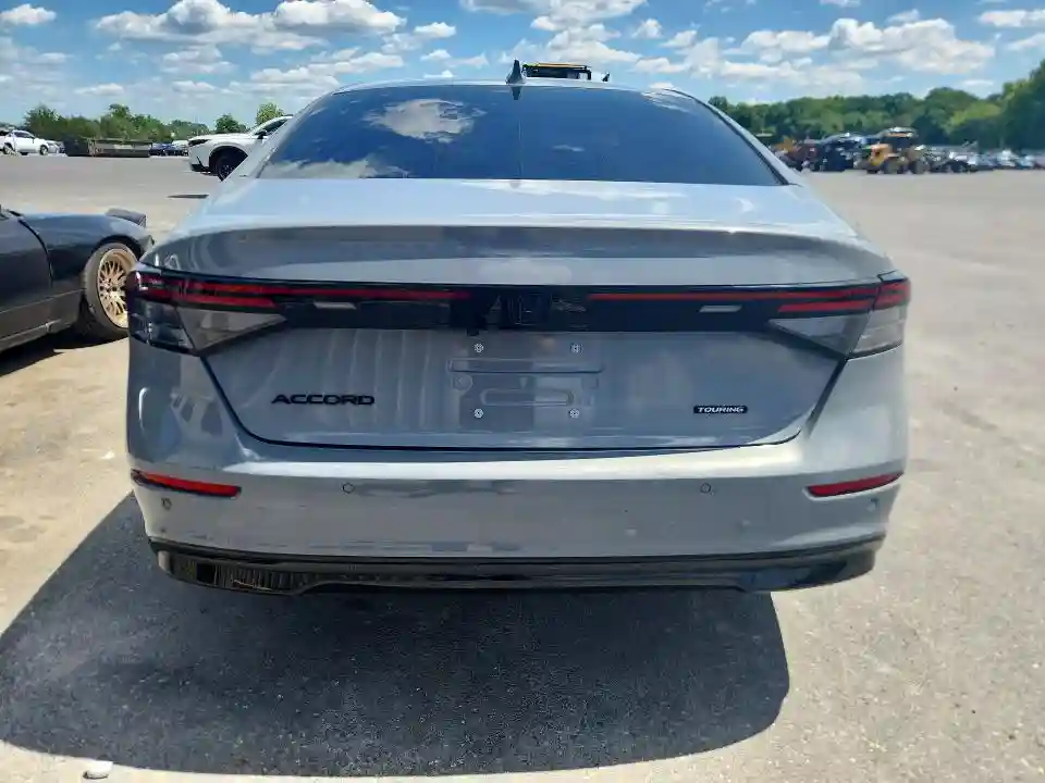 1HGCY2F83RA055324 2024 HONDA ACCORD-5