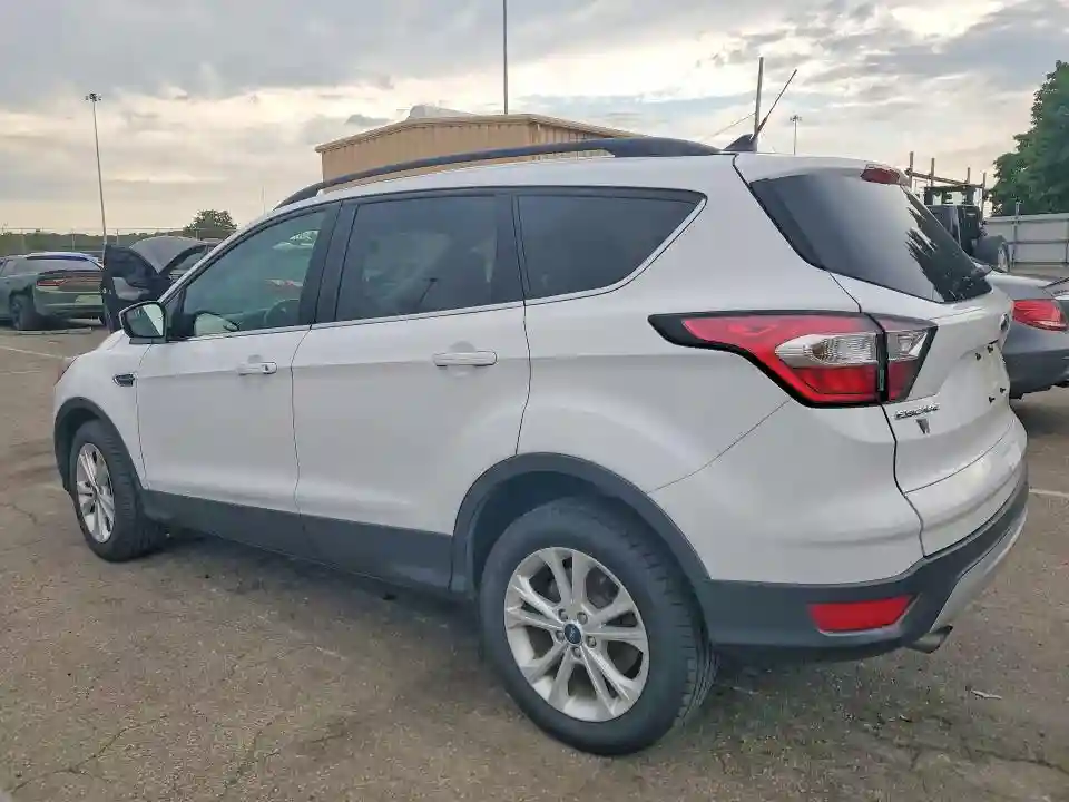 1FMCU0HD8JUD48854 2018 FORD ESCAPE-1