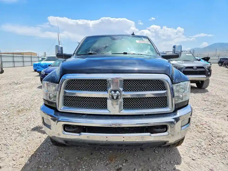 3C6UR5DL5JG170755 2018 RAM 2500-4
