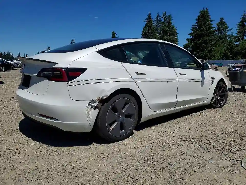 5YJ3E1EA5PF519045 2023 TESLA MODEL 3-2