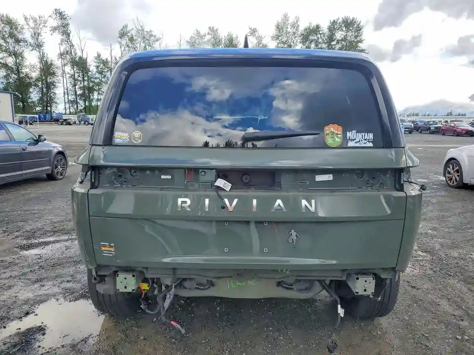7PDSGABLXPN007917 2023 RIVIAN RIS-5