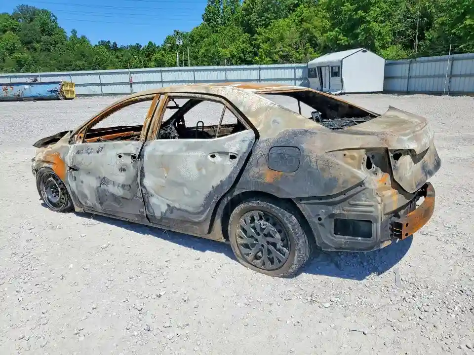 2T1BURHE0JC078030 2018 TOYOTA COROLLA-1