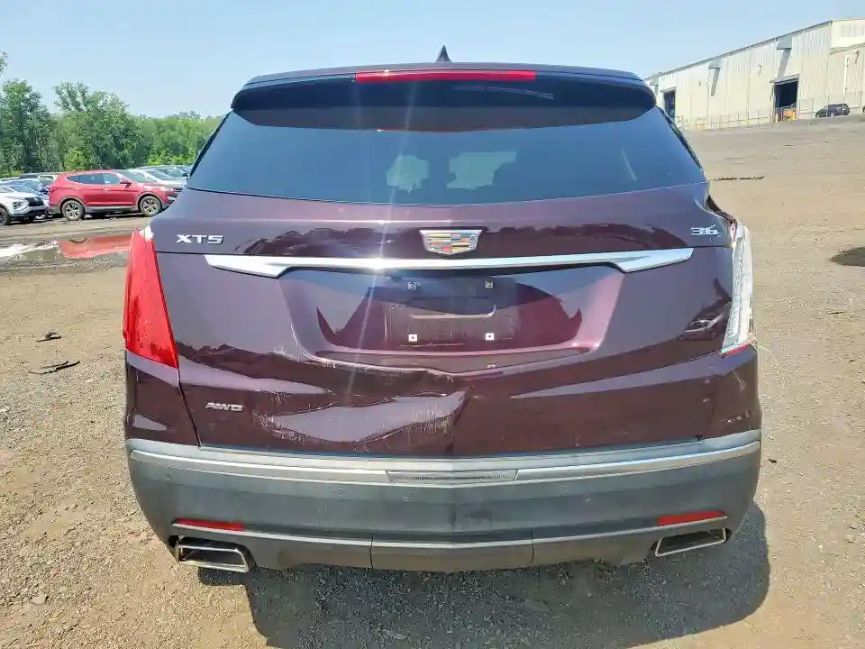 1GYKNDRS1JZ109404 2018 CADILLAC XT5-5