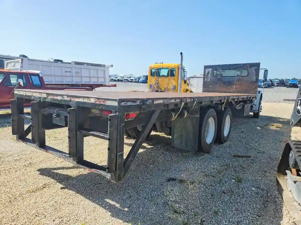 1FVHCYCY0HHJD8449 2017 FREIGHTLINER ALL OTHER-2