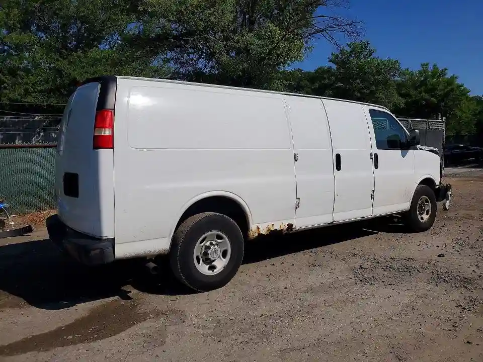 1GCWGGBA1B1190229 2011 CHEVROLET EXPRESS-2